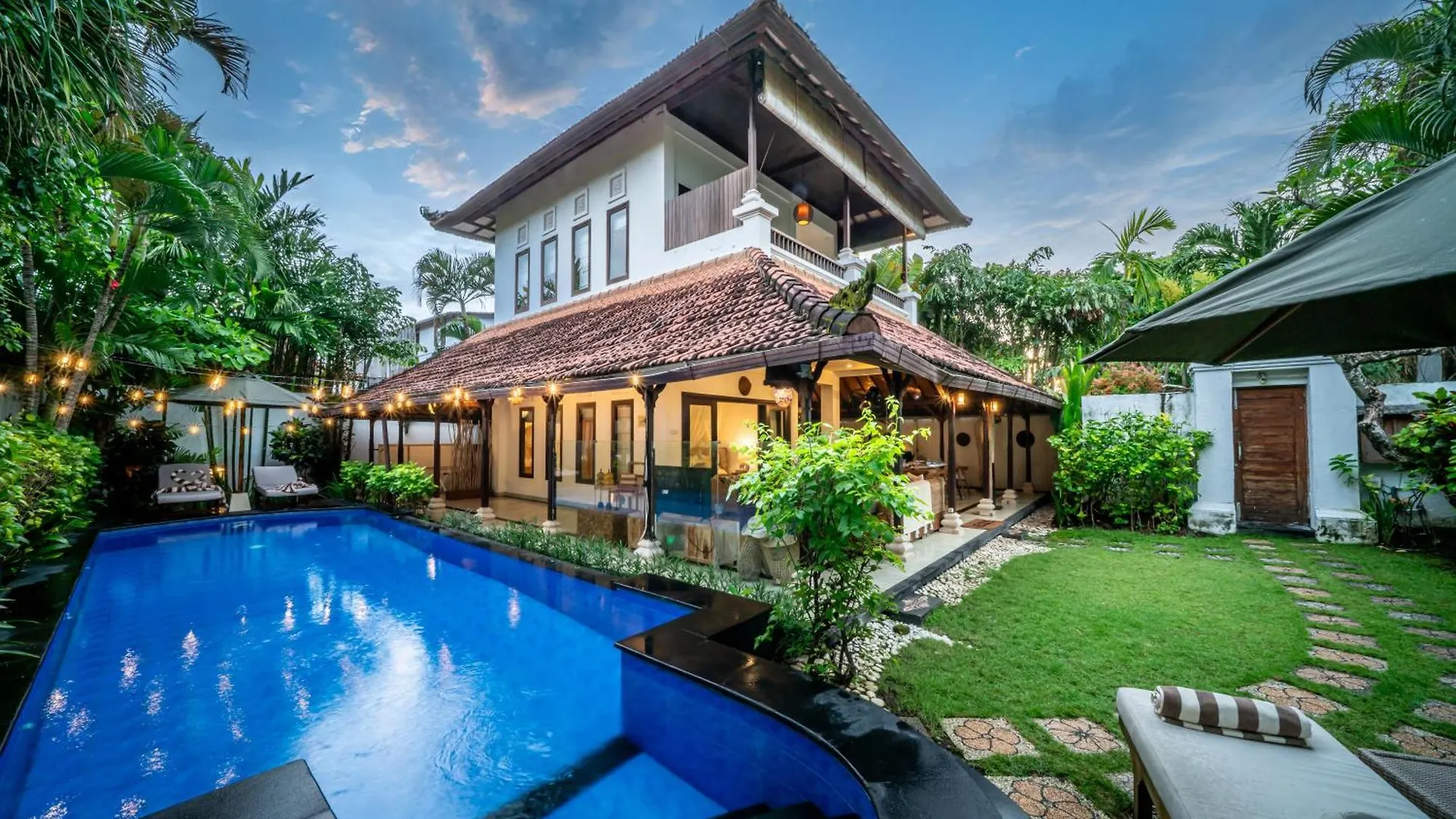 Villa Panda Seminyak Next To Ku De Ta Beach Club