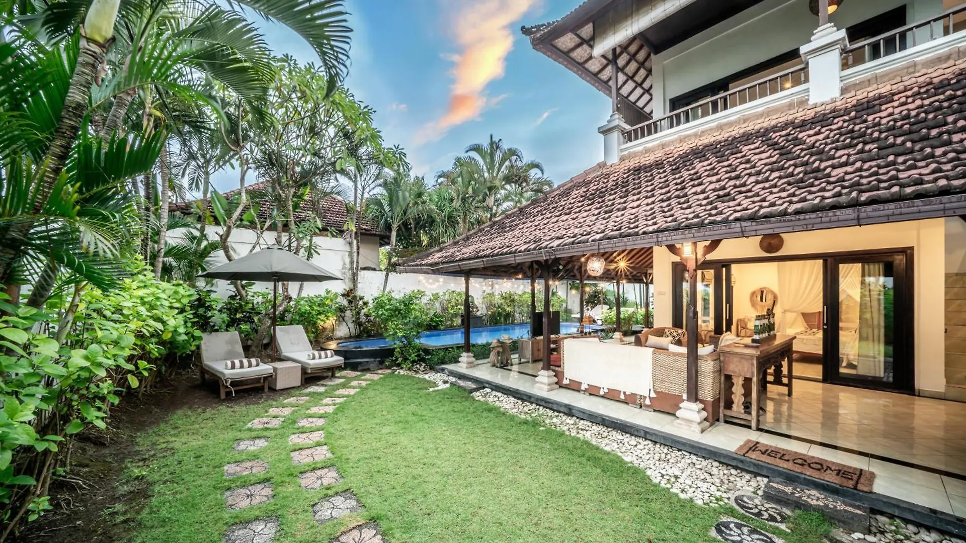 Villa Panda Seminyak Next To Ku De Ta Beach Club 0*,