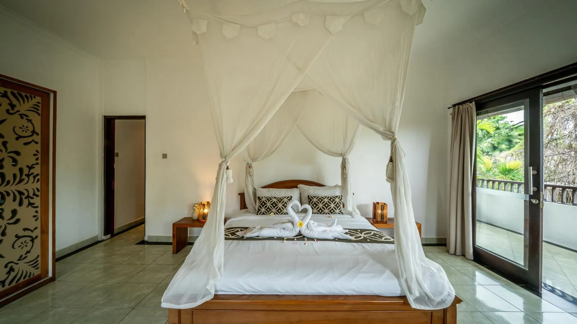 Villa Panda Seminyak Next To Ku De Ta Beach Club