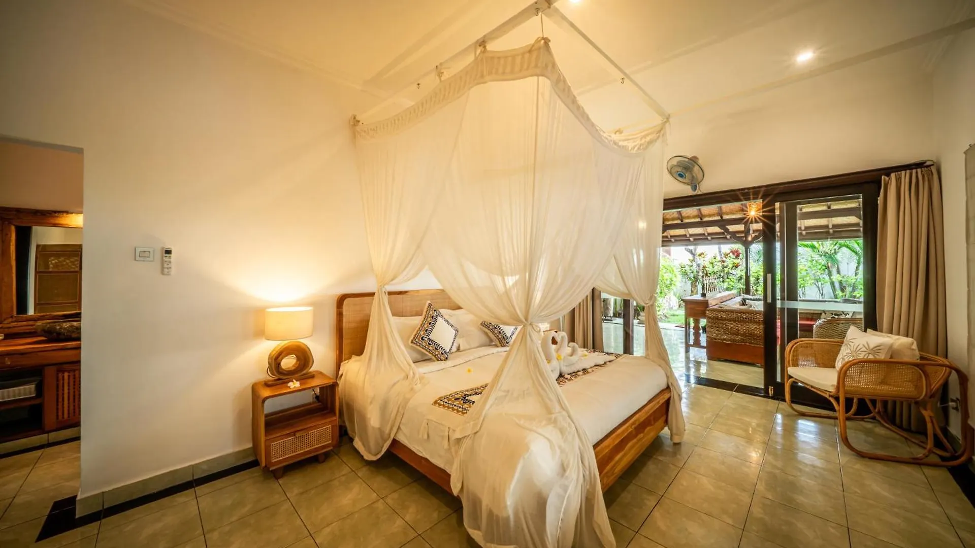 Villa Panda Seminyak Next To Ku De Ta Beach Club